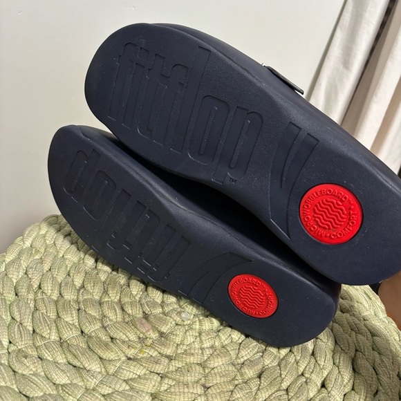 FitFlop Shuv Buckle-Strap Midnight Navy Blue Leather Slip On Comfort Clogs - Picture 11 of 11